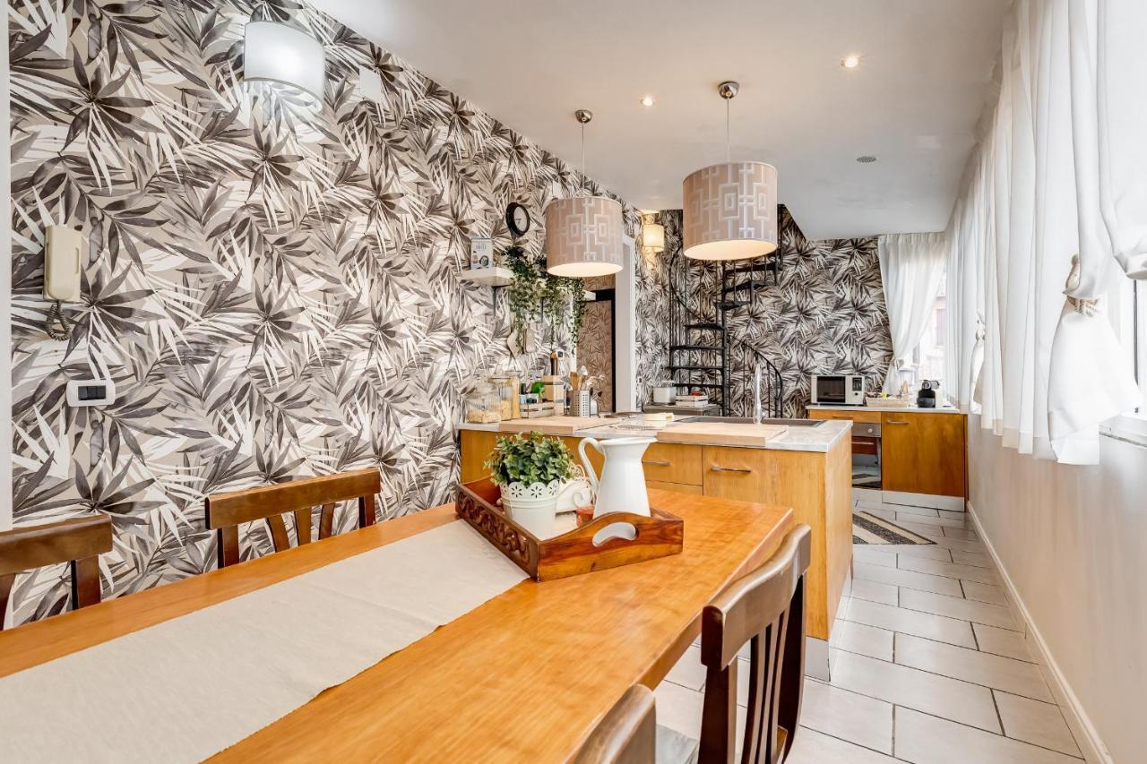 Piazza Di Spagna Fantastic Apartment Rome Exterior photo