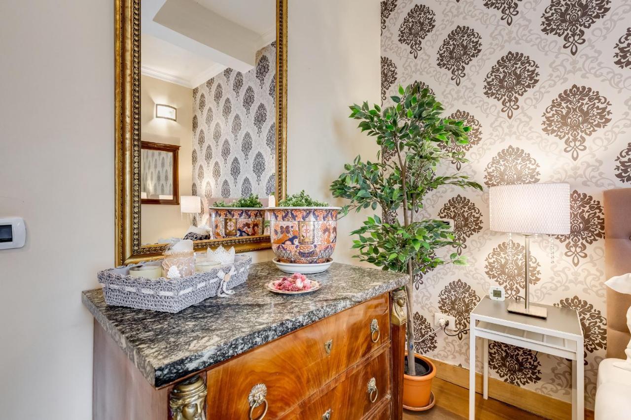 Piazza Di Spagna Fantastic Apartment Rome Exterior photo